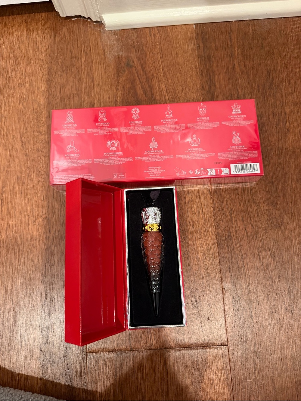 Christian Louboutin Red Gloss Lipstick, with 11 set perfume sample